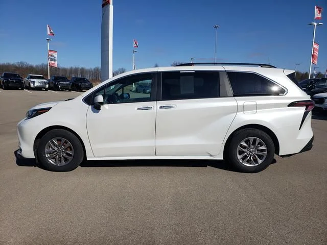 Used 2024 Beige Toyota XLE image 9