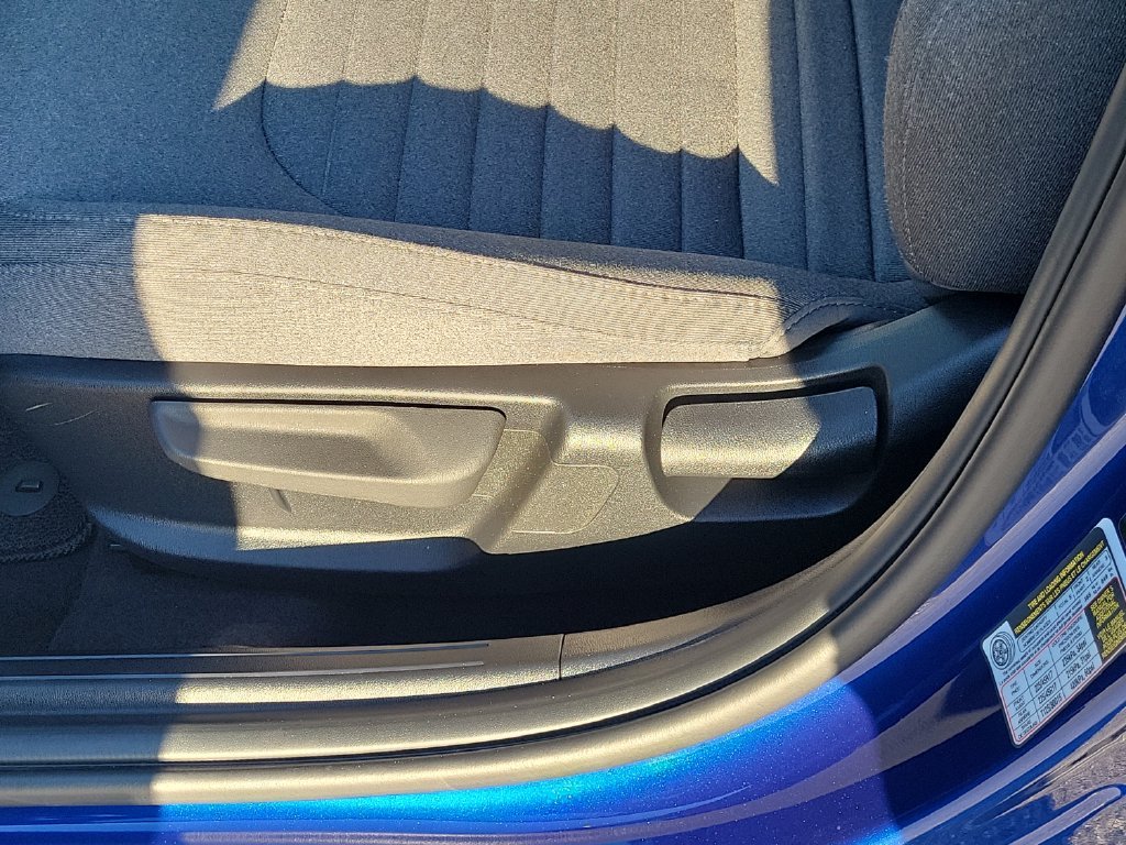 Used 2025 Blue Kia EX image 16