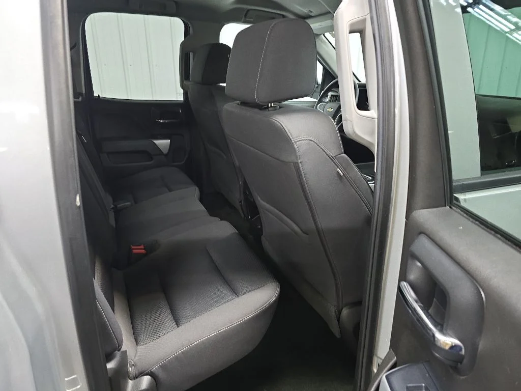 Used 2017 Silver Chevrolet LT image 20