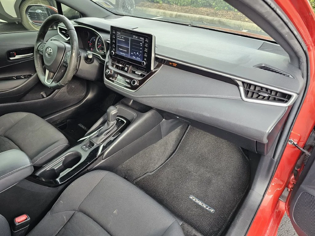 Used 2019 Red Toyota SE image 10