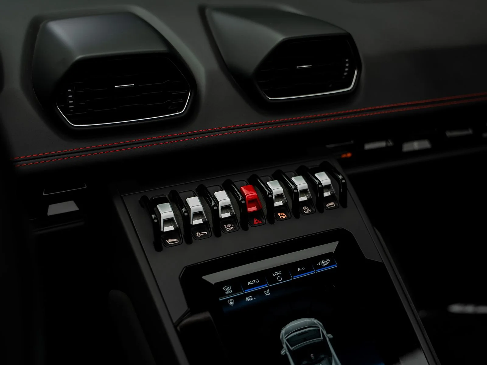Used 2020 Red Lamborghini Base image 44