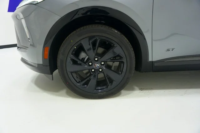 2026 Buick Envision Sport Touring - Photo 15