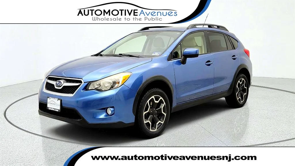 Used 2015 Quartz Blue Pearl Subaru 5dr CVT 2.0i Premium image 1