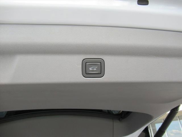 2026 Cadillac Escalade IQL Sport - Photo 38