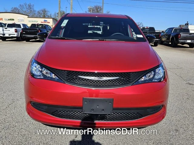 New 2026 Red Hot Pearl-Coat Exterior Paint Chrysler LX image 2
