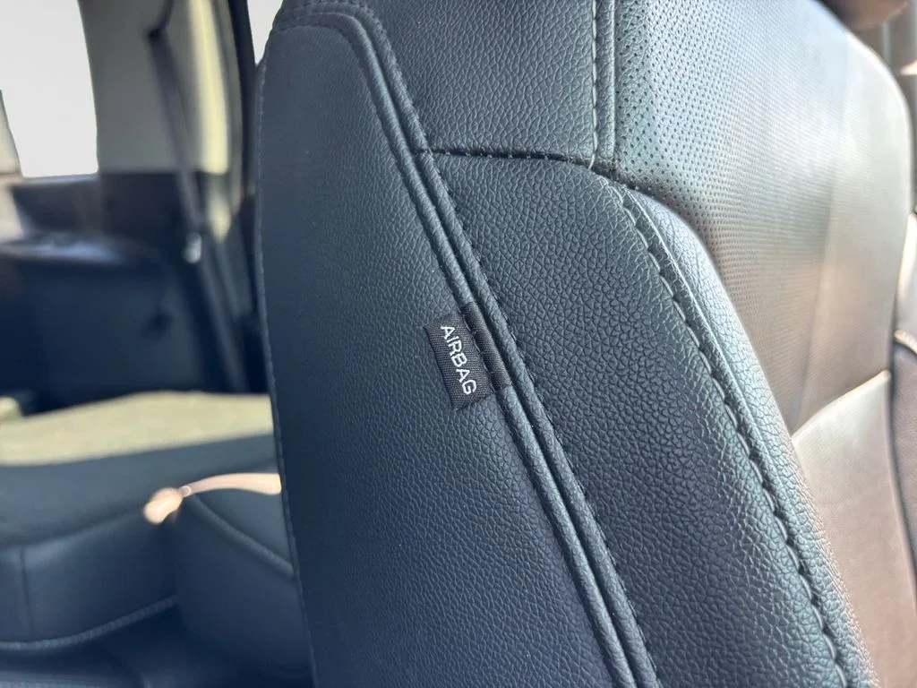 Used 2020 Black Chevrolet Premier image 52