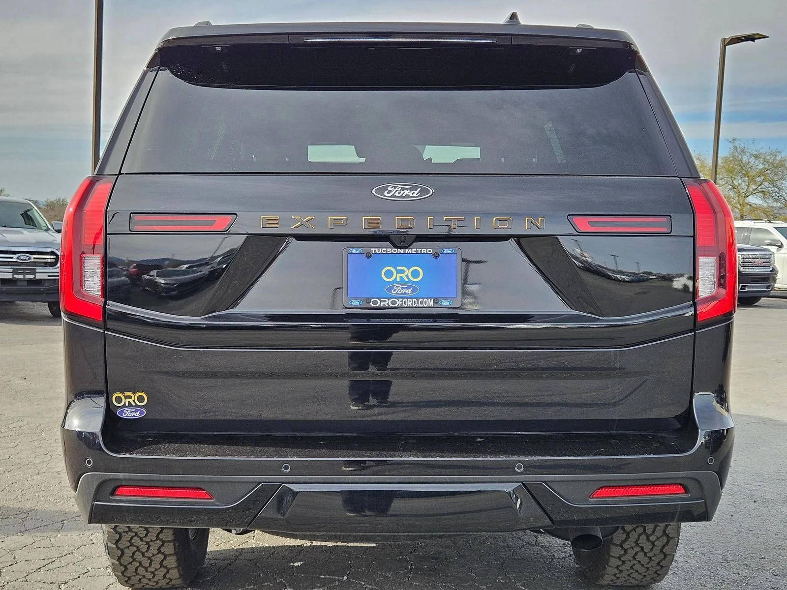New 2025 Agate Black Metallic Ford TREMOR® image 6
