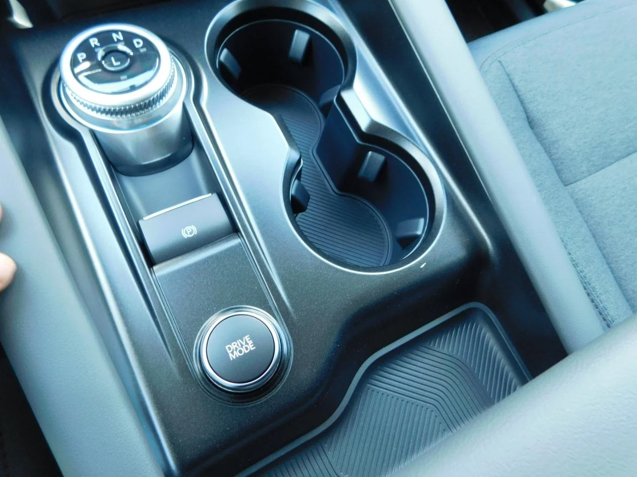 New 2026 Carbonized Gray Metallic Ford Active image 42