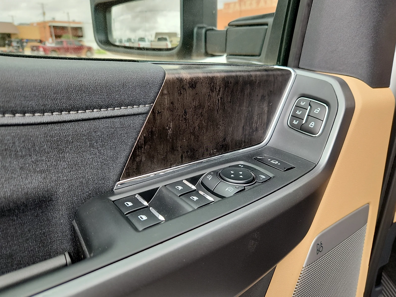 New 2026 Avalanche Ford F-250® Lariat® image 15