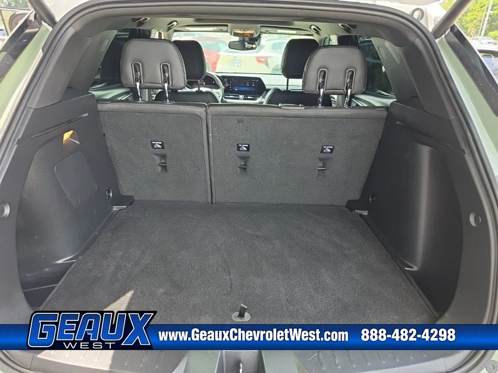 Used 2025 Green Chevrolet ACTIV image 31