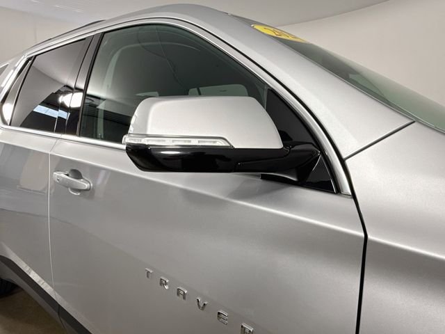 Used 2020 Silver Chevrolet LT image 39
