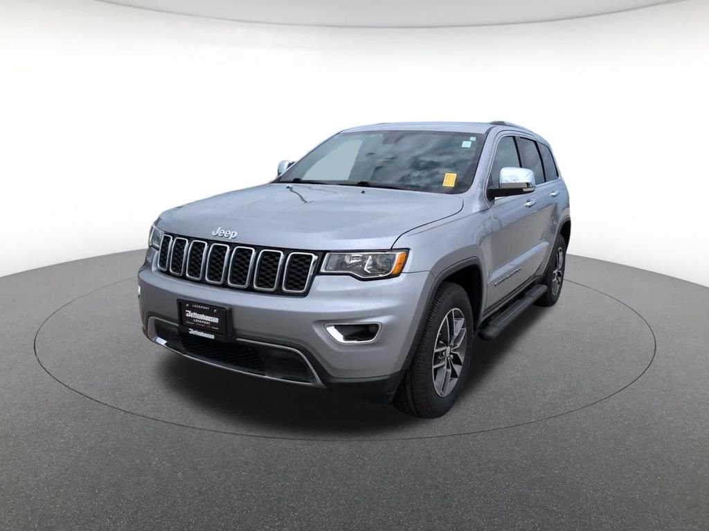 Certified Used 2018 Silver Jeep Limited image 13