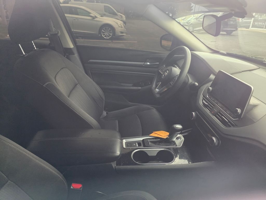 Used 2021 Super Black Clearcoat Nissan 2.5 SV image 5