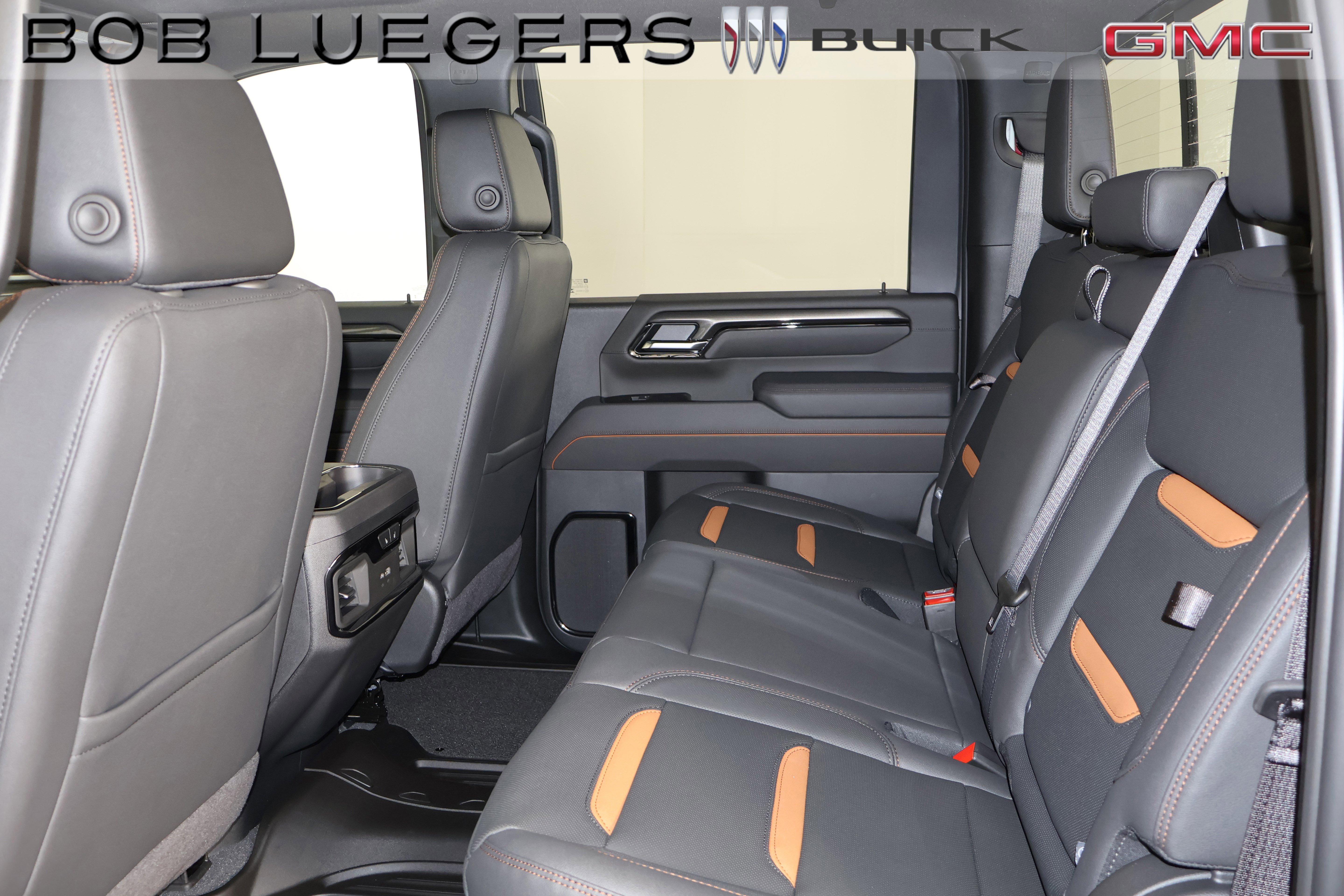2026 GMC Sierra 2500HD AT4 - Photo 14