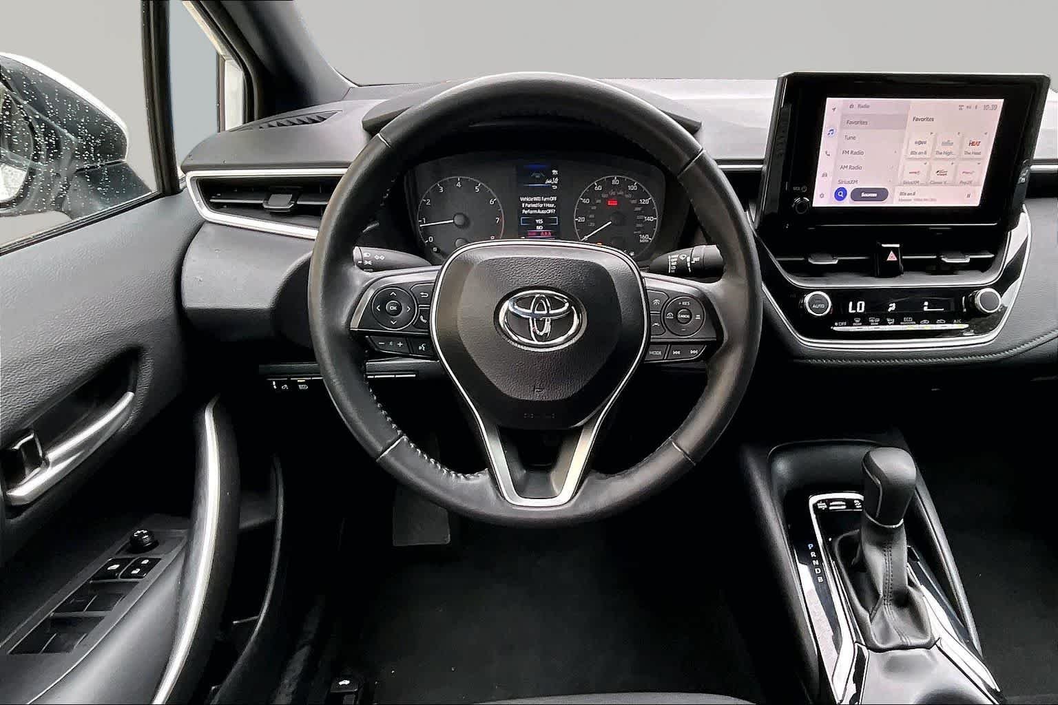 Used 2024 Ice Cap Toyota SE image 6