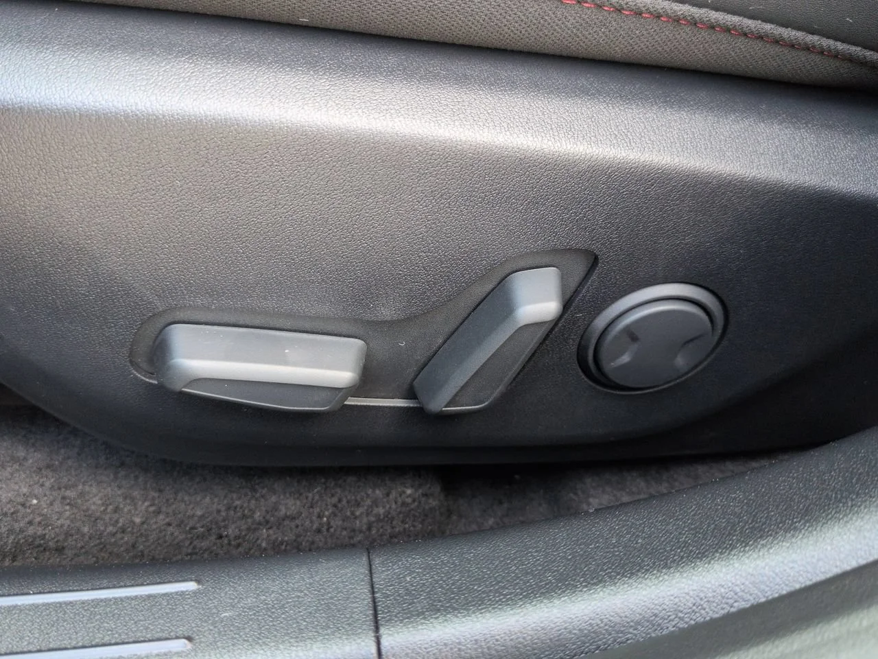New 2026 Aurora Black Pearl Kia GT-Line Turbo image 21