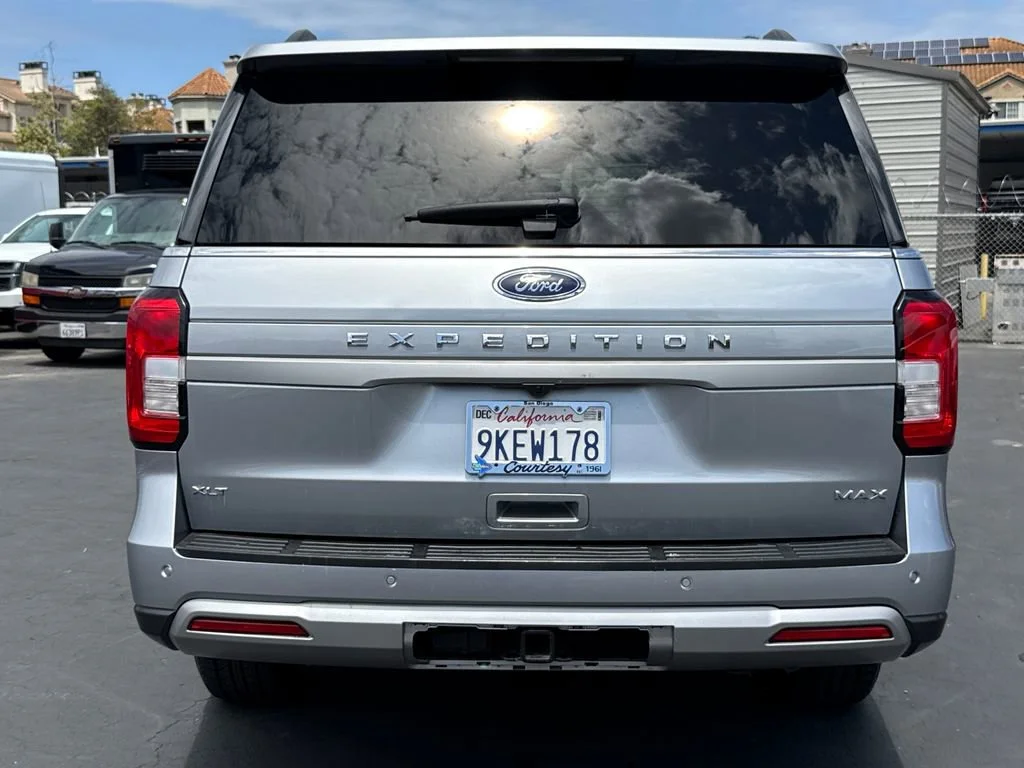 Used 2024 Silver Ford XLT image 10
