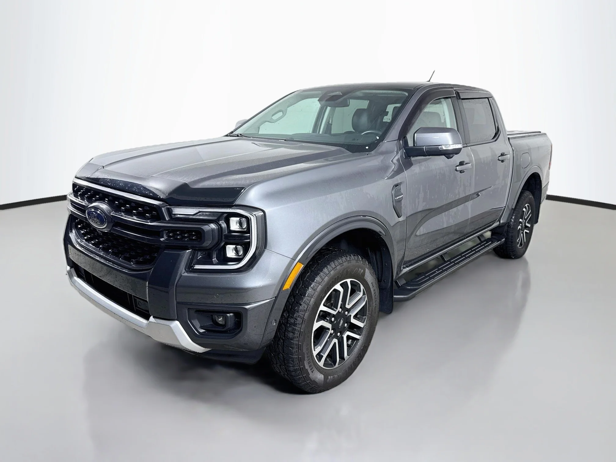 Used 2024 Carbonized Gray Metallic Ford LARIAT image 8