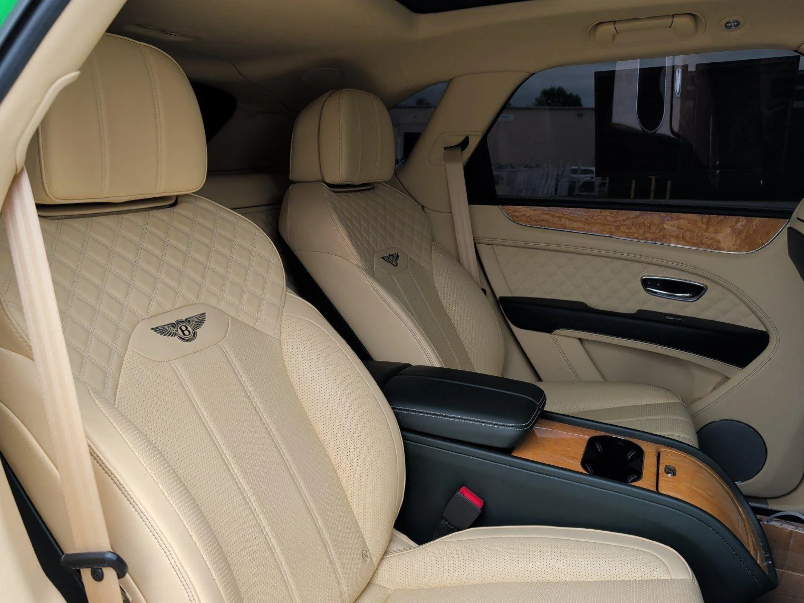 Used 2021 Apple Green Bentley Speed image 42