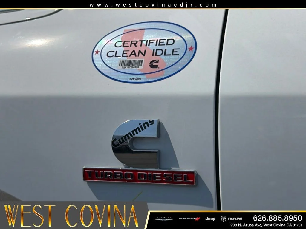 New 2026 Bright White Clear-Coat Exterior Paint RAM Tradesman image 30