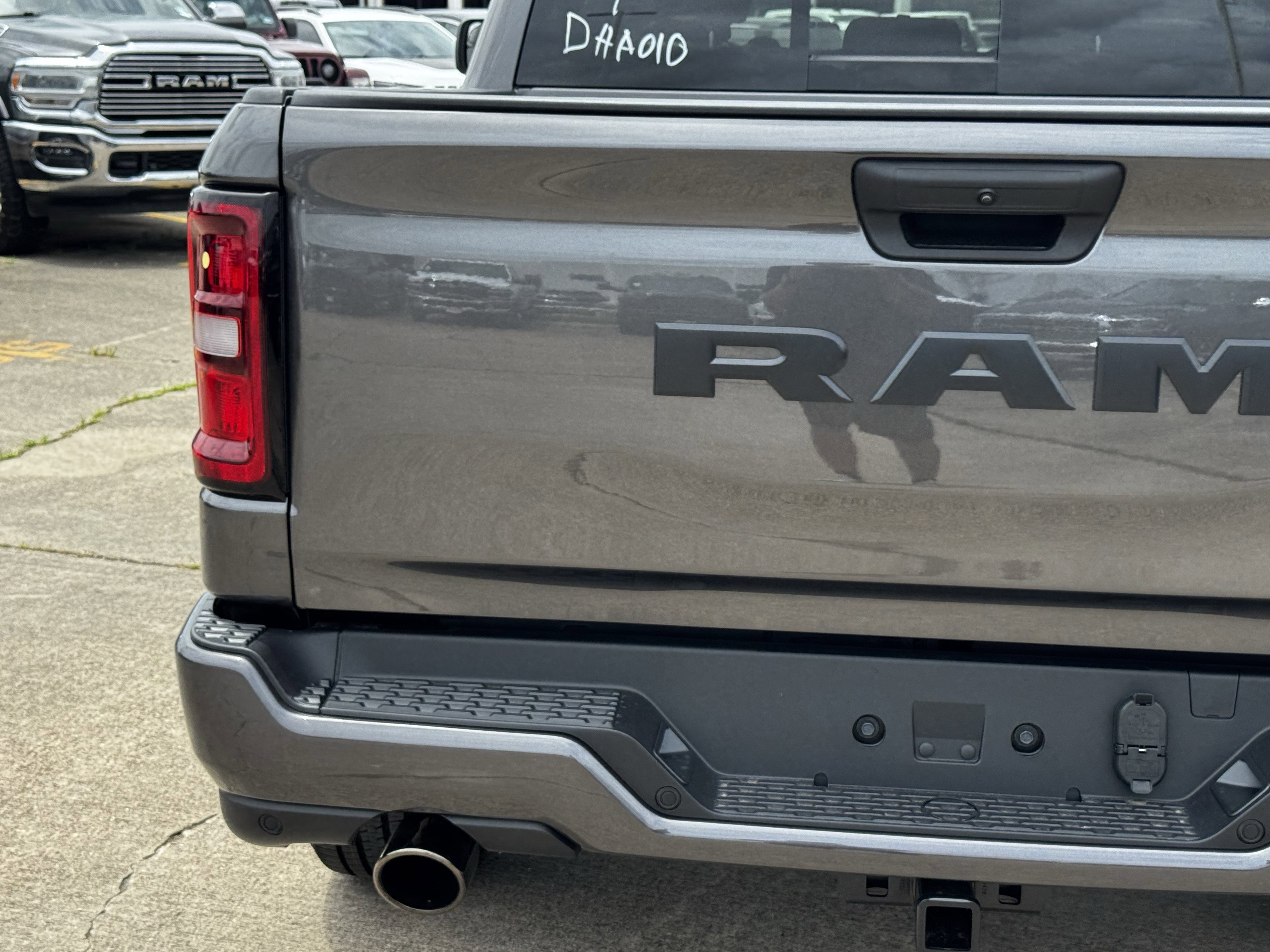 New 2026 Granite Crystal Metallic Clear-Coat Exterior Paint RAM Express image 10