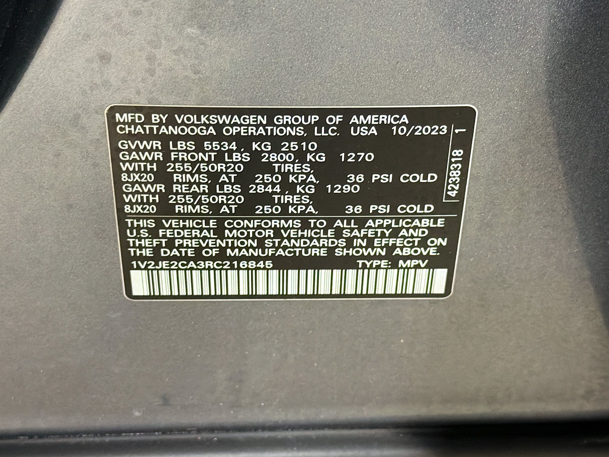 Used 2024 Platinum Gray Metallic Volkswagen 2.0T SE w/Technology image 43
