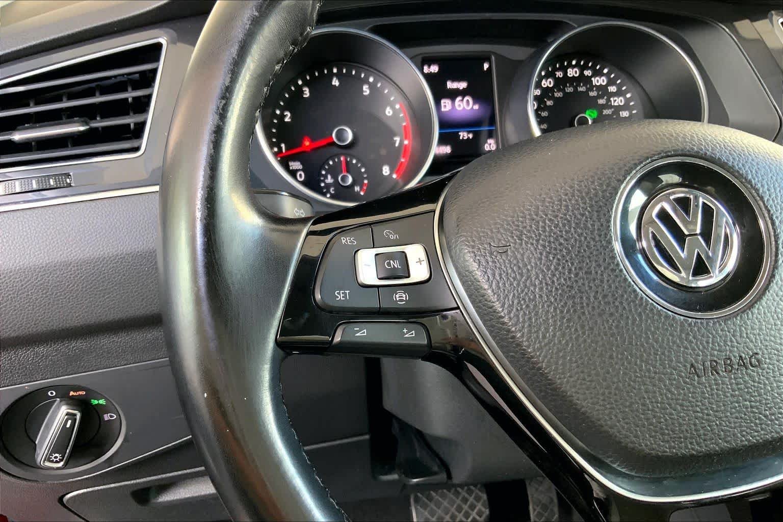 Used 2019 Cardinal Red Metallic Volkswagen SE image 24