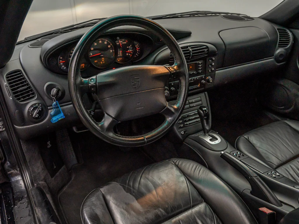 Used 2001 Black Porsche Carrera image 4