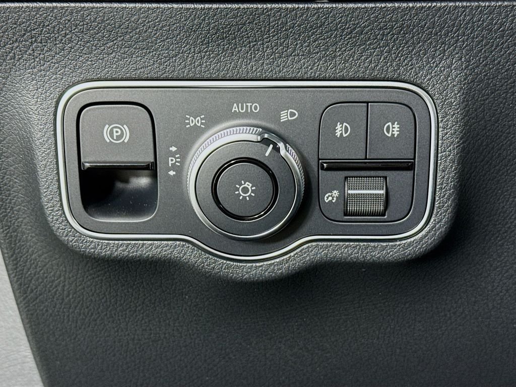 Used 2026 Black Mercedes-Benz GLA 250 image 11