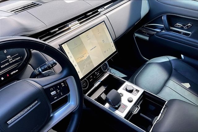 Certified Used 2023 Eiger Gray Metallic Land Rover SE image 32