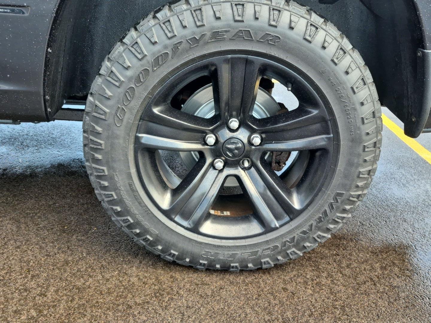 Used 2016 Brilliant Black Crystal Pearlcoat Ram Sport image 8