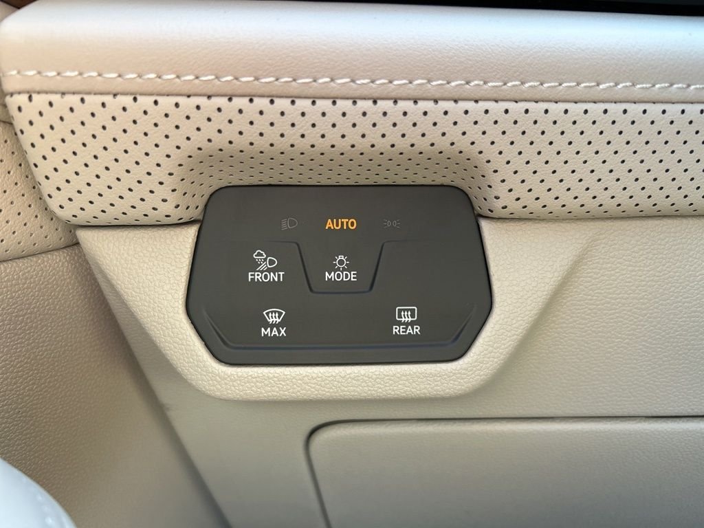 2026 Volkswagen Atlas SE w/Tech - Photo 26