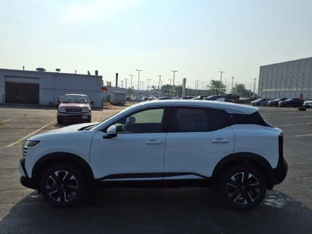 Used 2025 White Nissan SV image 6