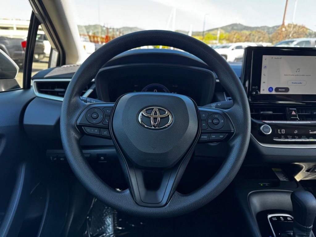 2026 Toyota Corolla LE - Photo 23