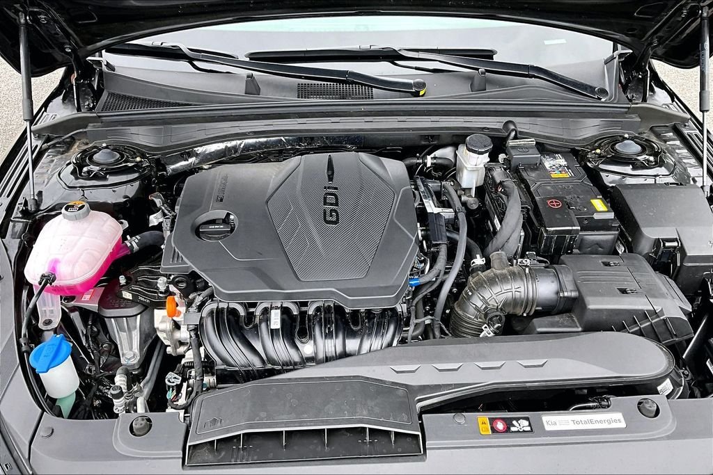Used 2025 Black Kia GT-Line image 30