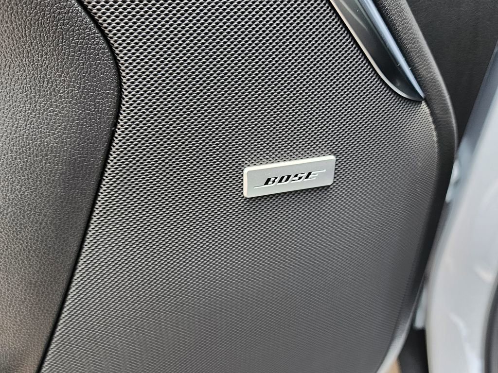 2026 GMC Yukon XL Denali - Photo 14