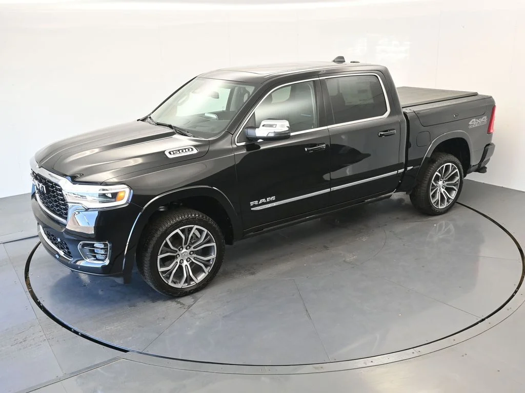 New 2026 Diamond Black Crystal Pearl-Coat Exterior Paint RAM Tungsten image 21