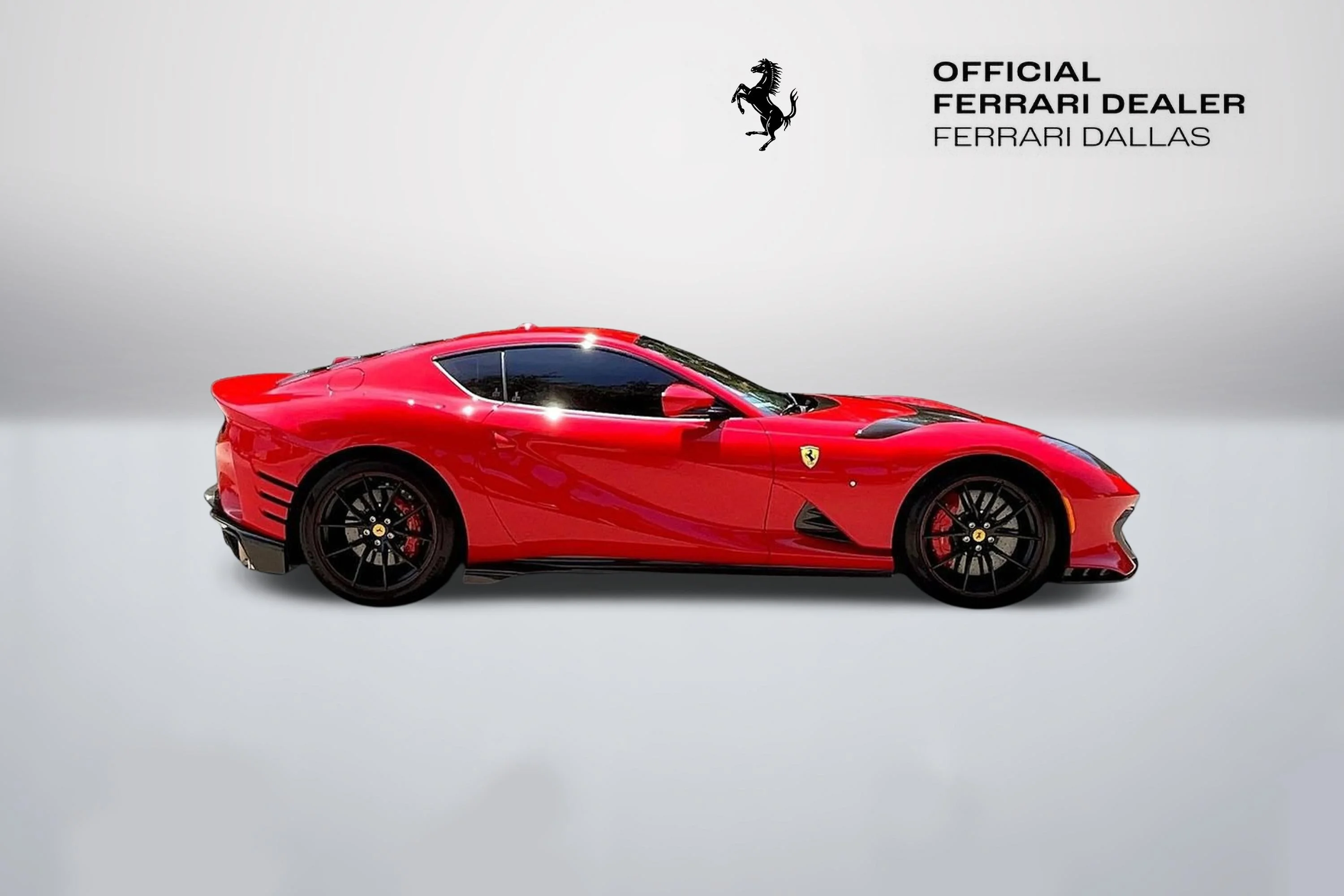 Used 2022 Rosso Corsa Ferrari  image 4