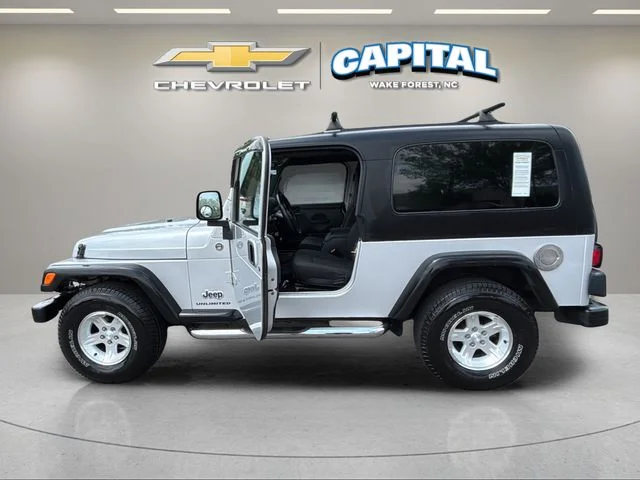 Used 2006 Silver Jeep Unlimited image 10