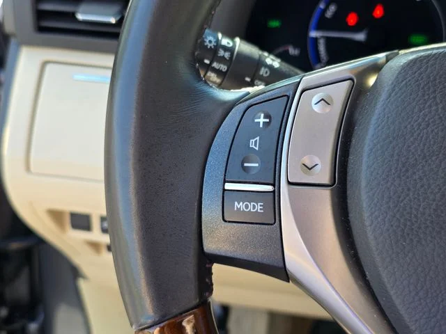 2013 Lexus RX 450h - Photo 38