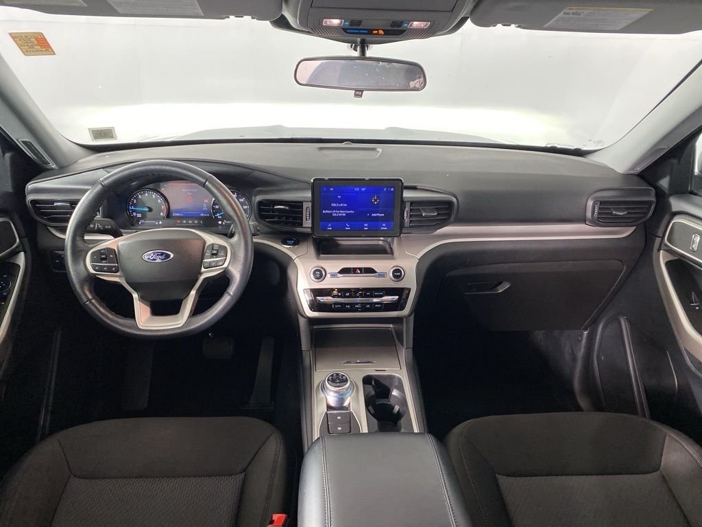 Used 2023 Black Ford XLT image 4