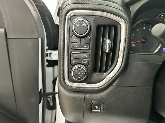 2021 Chevrolet Silverado 2500HD LTZ - Photo 15