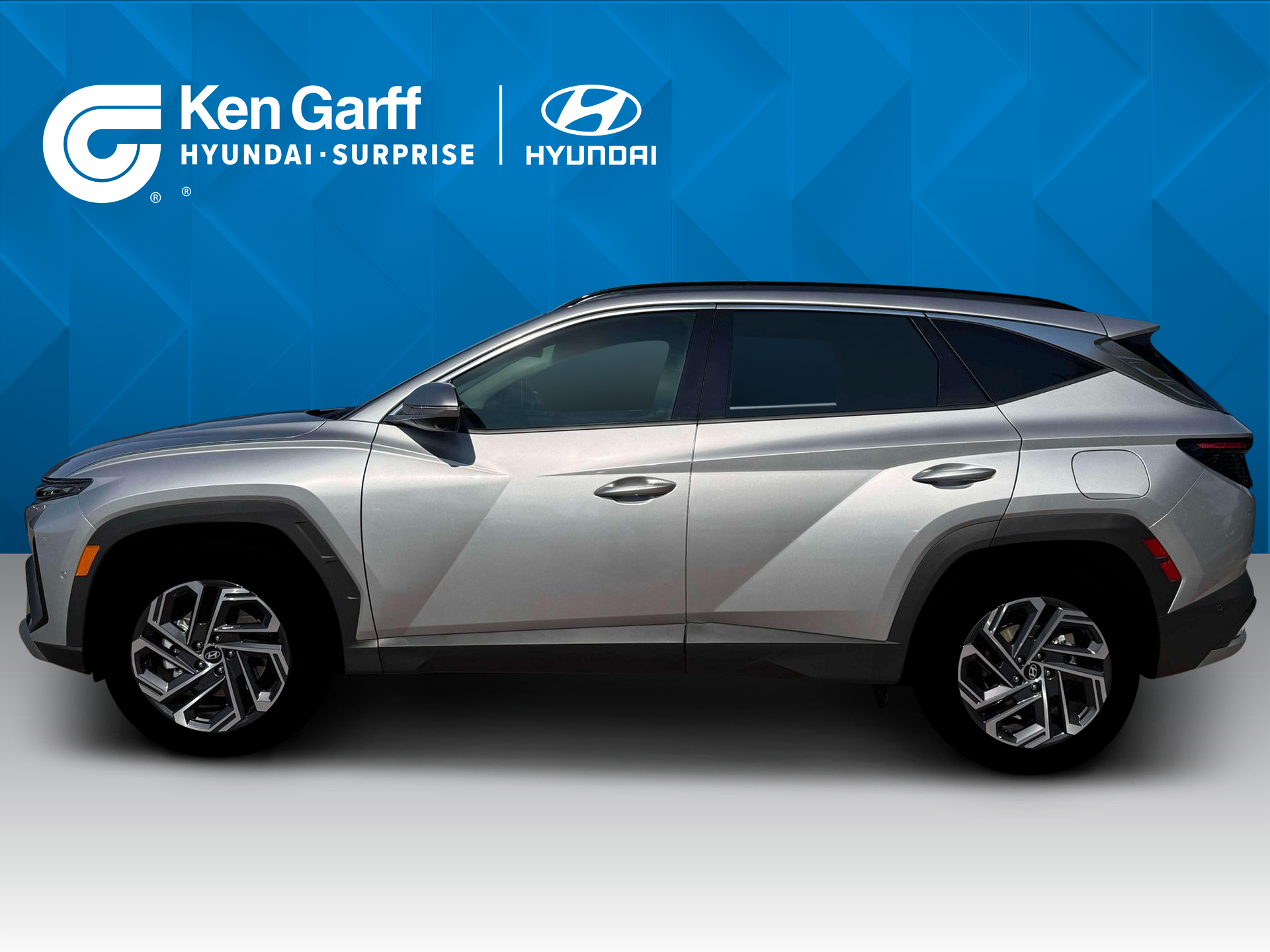New 2026 Shimmering Silver Hyundai Limited image 3