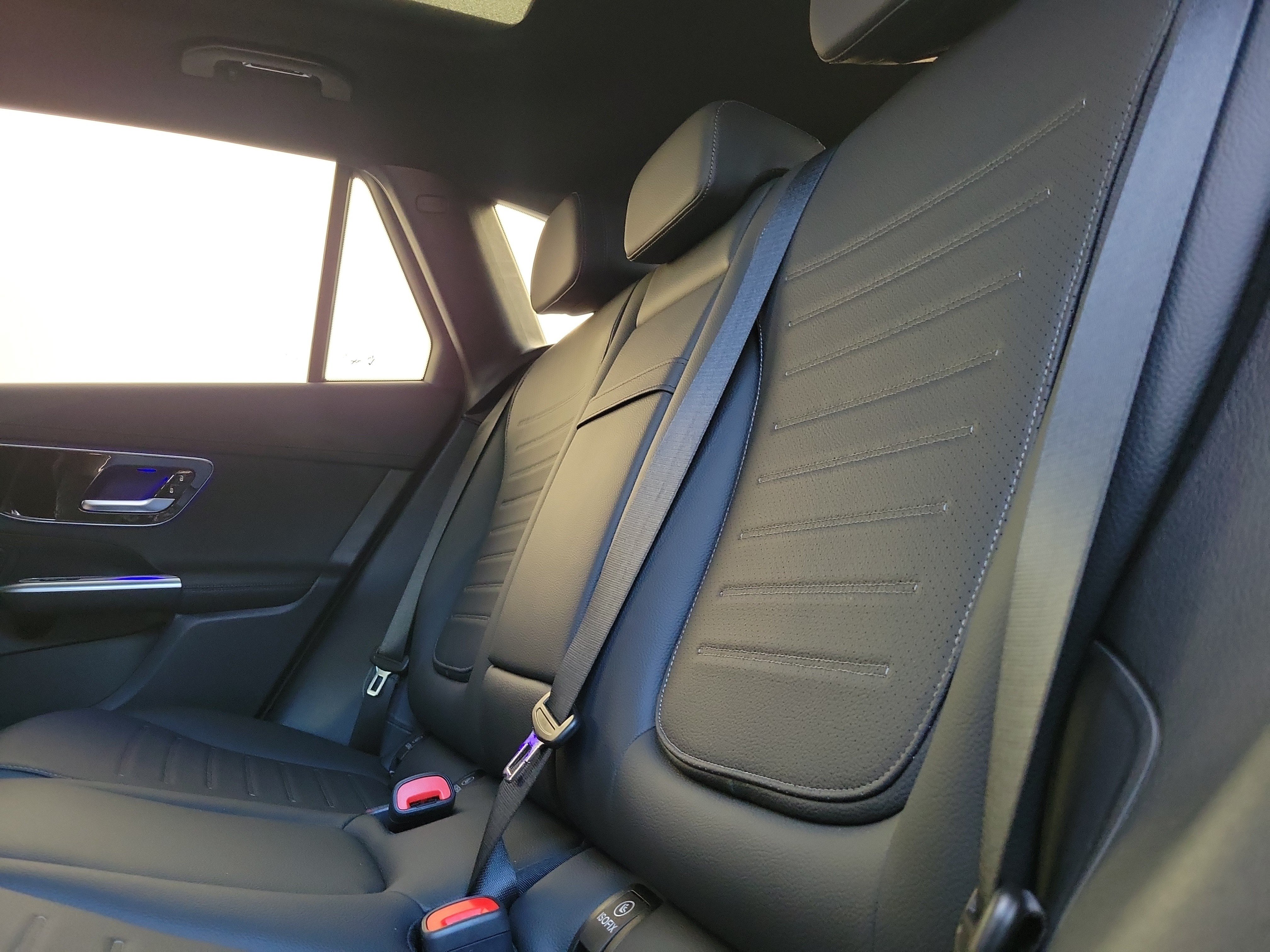 New 2026 Black Mercedes-Benz GLC 300 image 39