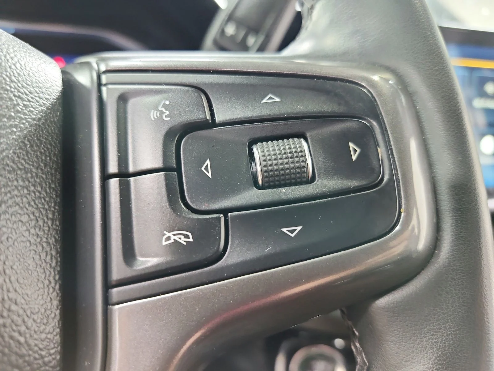 Used 2024 Black Chevrolet ZR2 image 25