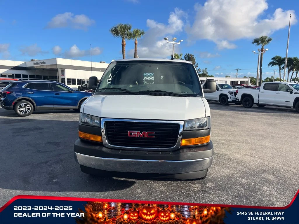 Used 2025 Summit White GMC Work Van image 2