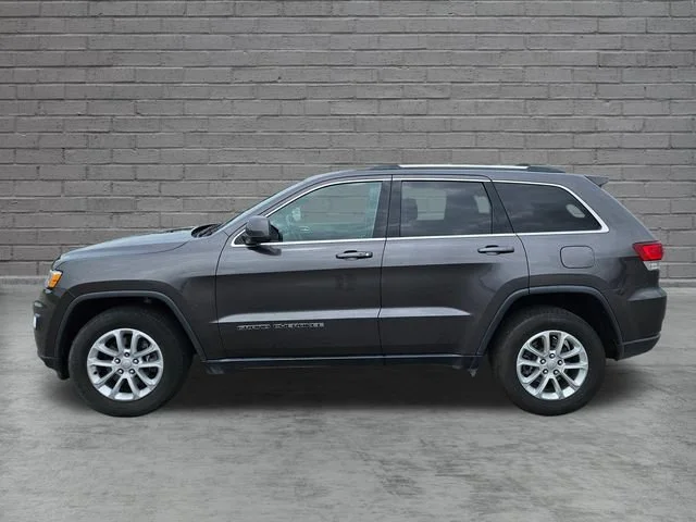Used 2021 Black Jeep Laredo E image 2