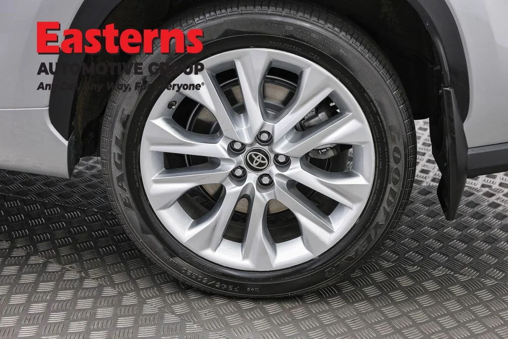 Used 2021 Silver Toyota Limited image 37