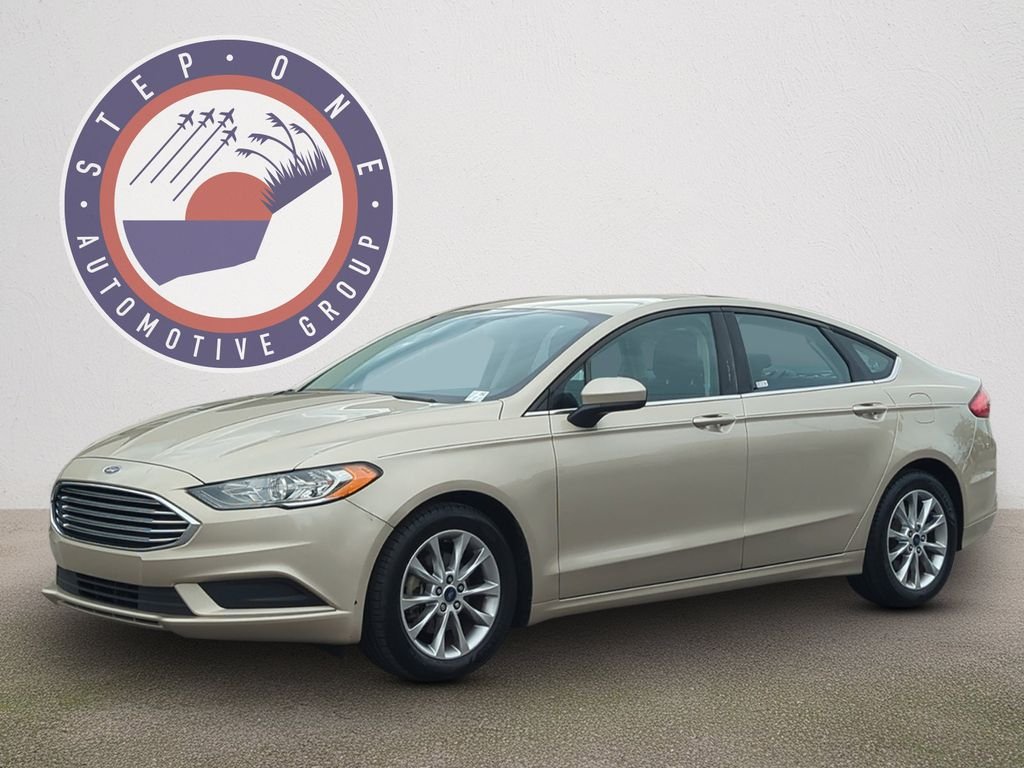 Used 2017 Gold Ford SE image 2