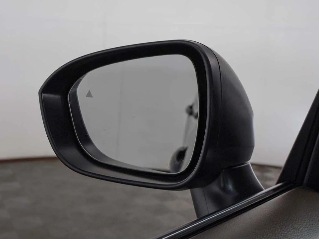 Used 2023 Super Black Nissan S image 33